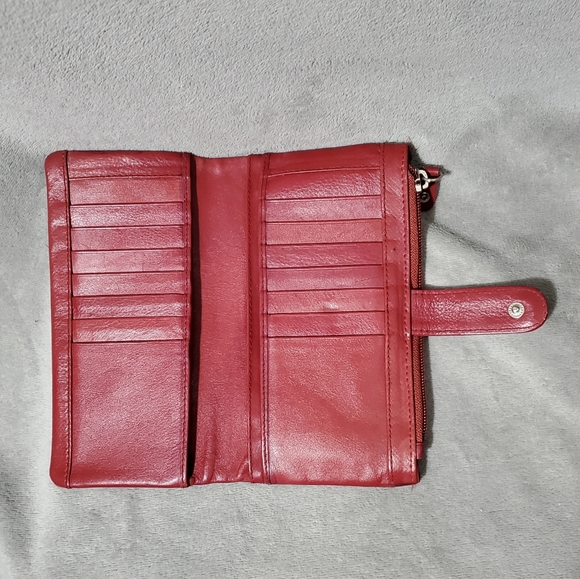 Great American Leather Works Wallet: Credit Card, Checkbook, Bills Change - Picture 9 of 10